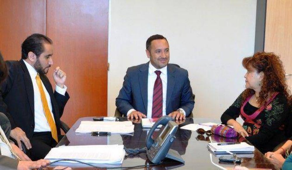 El Ministerio de Educaci�n convoc� a especialistas