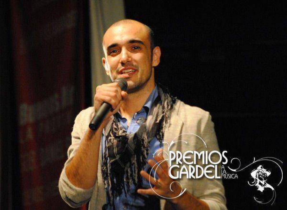 El bahiense Abel Pintos recibi� cinco nominaciones al Premio Carlos Gardel