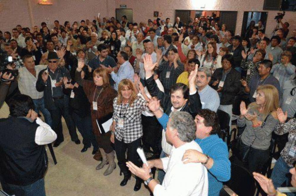 �Nuestra estrategia es ir juntos en agosto y en octubre�
