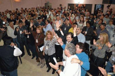 �Nuestra estrategia es ir juntos en agosto y en octubre�