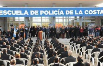 Renovado apoyo a las polic�as comunales