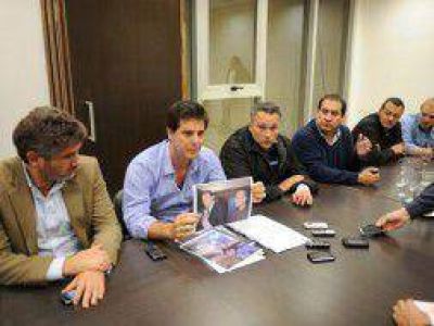 La Plata: Repudio generalizado al feroz ataque de la "patota de Bruera" a Concejal denarva�sta