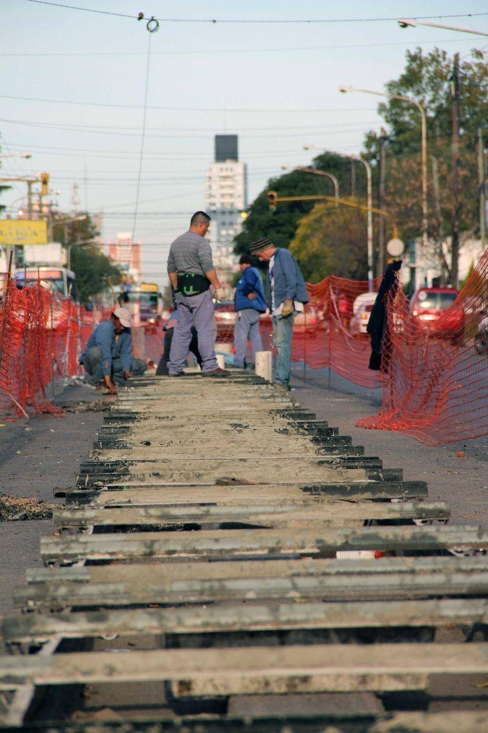 En San Miguel ya est�n trabajando en el Boulevard de la Avenida Presidente Per�n
