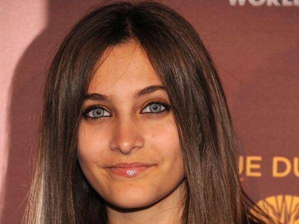 La hija de Michael Jackson intent� suicidarse