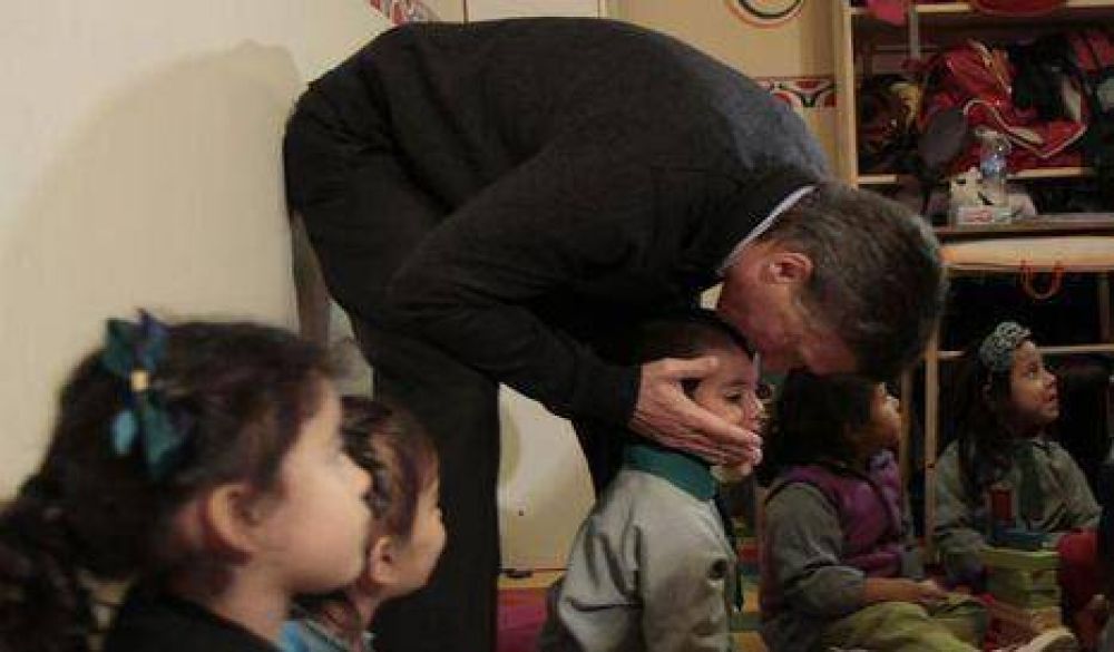 Macri inaugur� un Centro de Primera Infancia en Flores