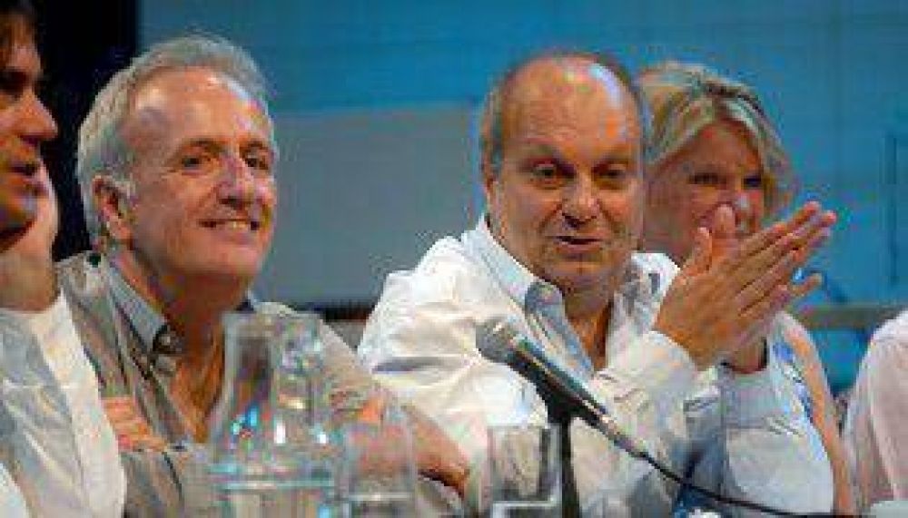 La Justicia reabri� un causa penal contra el ministro Lombardi