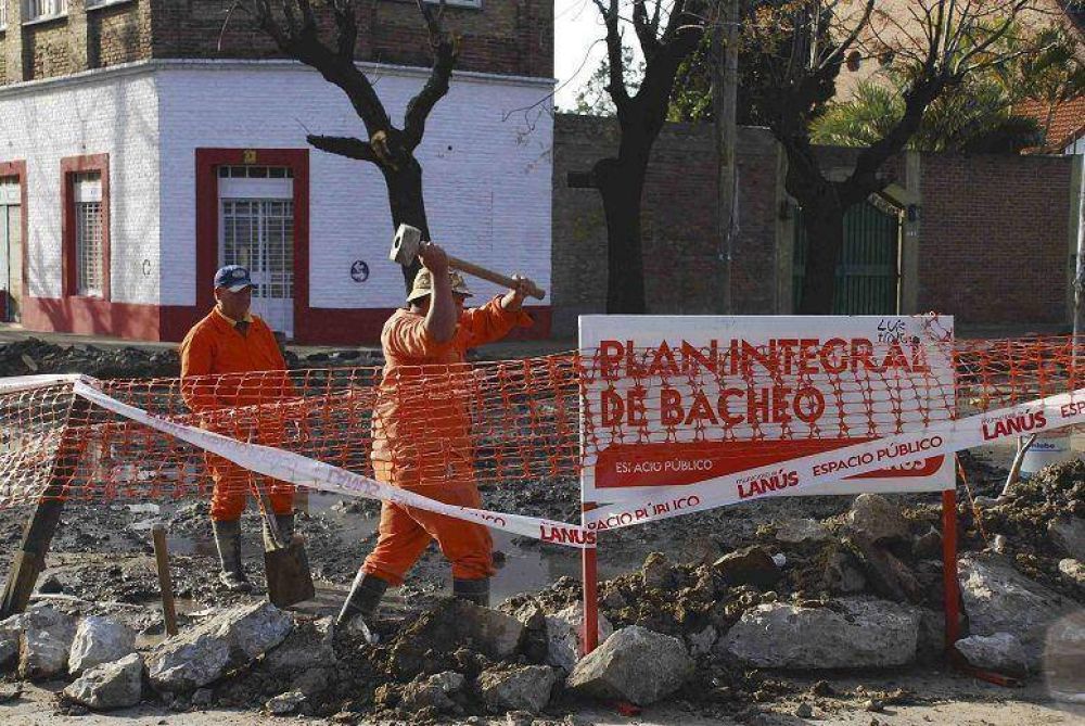Lan�s: m�s calles del distrito est�n siendo reparadas
