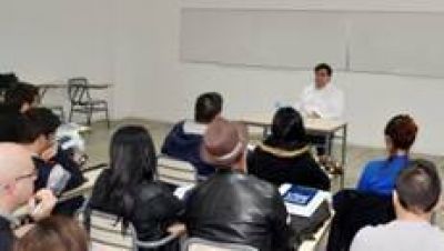 Avellaneda: estudiantes del Plan FinEs 2 visitaron la UNDAV
