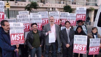 Denuncian a Metrov�as por defraudaci�n y sacar vagones de la l�nea D