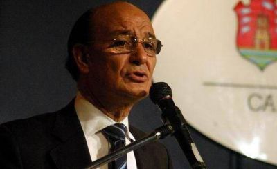 Denuncian que Oscar Gonz�lez utiliz� el helic�ptero provincial para su provecho