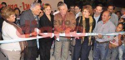 Infante inaugur� una obra y anunci� gesti�n por el gas