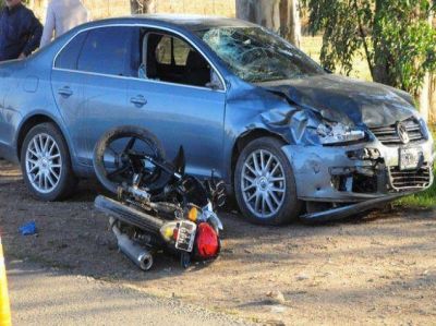Madre e hijo fallecen en grave choque