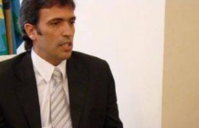 Skansi: �Hay que brindar apoyo a quienes le est�n haciendo bien a la pol�tica�