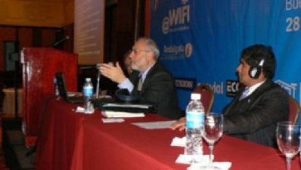 Mensaje contradictorio para la miner�a en Andalgal�