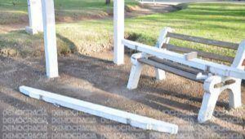 Hechos vand�licos en plazas de Jun�n