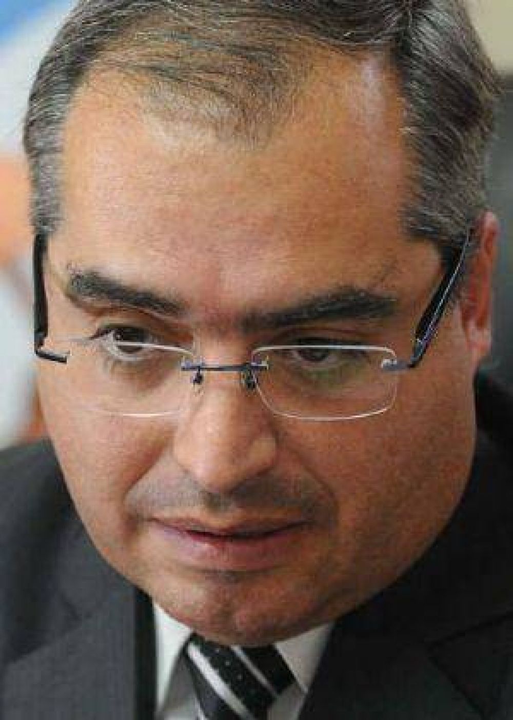 Casino: el fiscal volvi� a cuestionar cl�usula del contrato con Vila