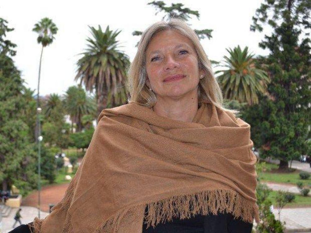 Denuncia penal por el uso personal del avi�n