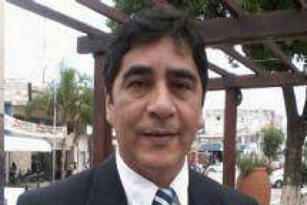 Crisis en Mosconi: El Intendente confirm� que la desocupaci�n es del 70%