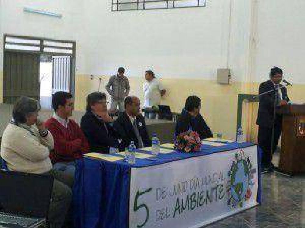 Concientizaci�n en Laguna Blanca por el D�a del Medio Ambiente
