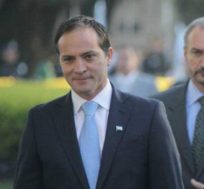 Camau: "Las casas ser�n para familias correntinas"