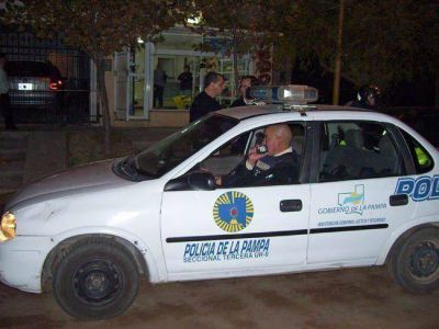 General Pico: robaron despensa con escopeta recortada