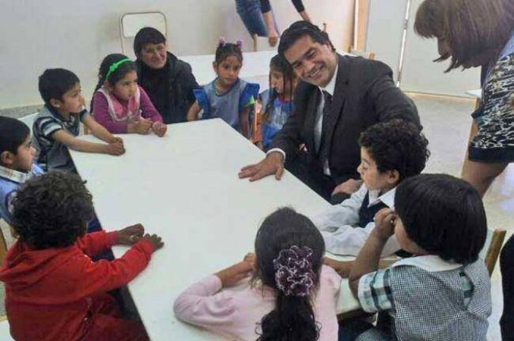 Capitanich destac� el aumento de la matr�cula en escuelas rurales