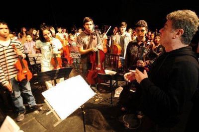Santaolalla en San Luis: �Siempre me ha motivado la vida�