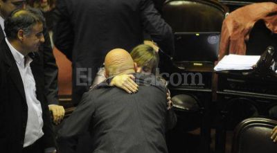 Juan Carlos Bettan�n jur� como diputado nacional