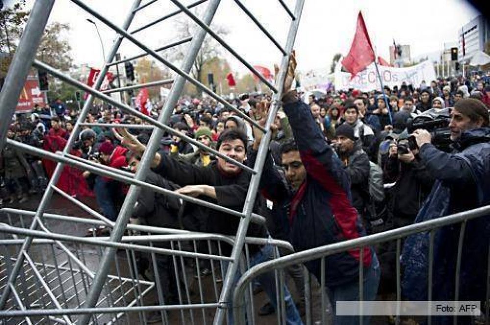 Los estudiantes chilenos extendieron las protestas a 19 universidades