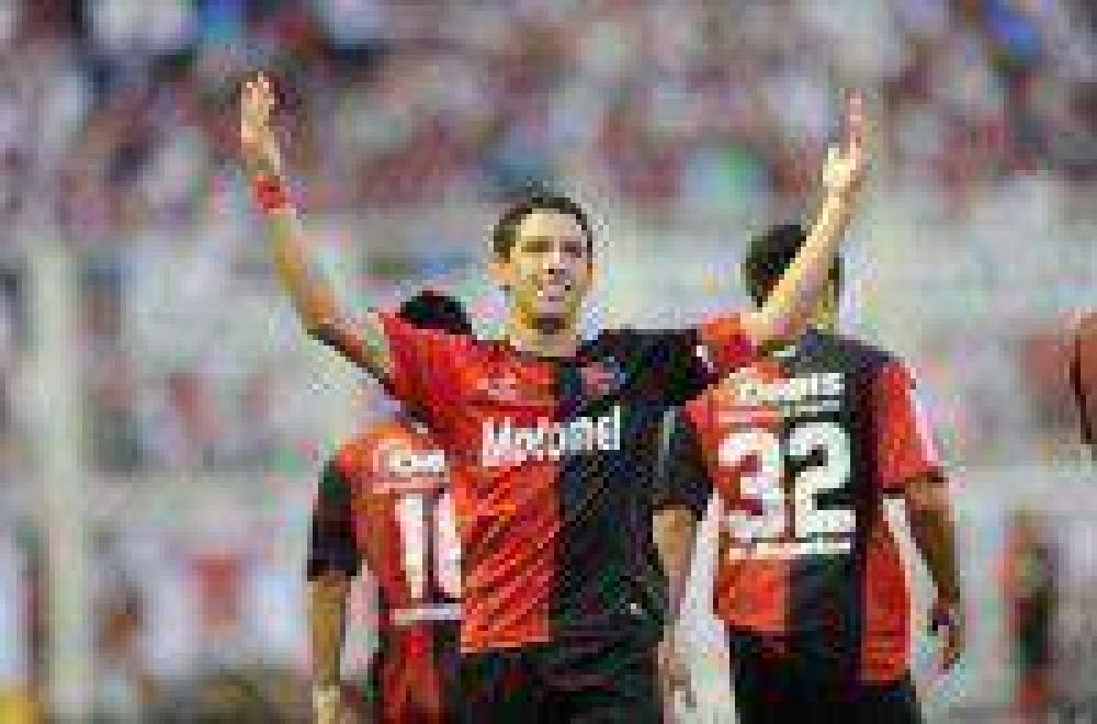 El hincha cree que Newell�s ser� campe�n y el Rojo descender�