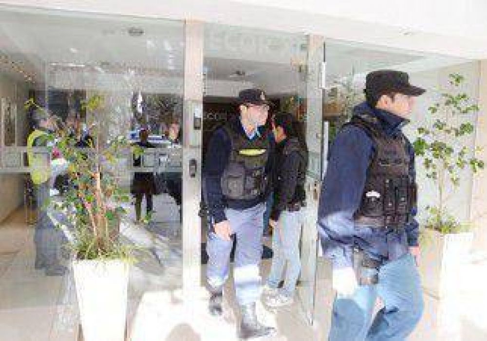 Violento asalto en edificio c�ntrico 