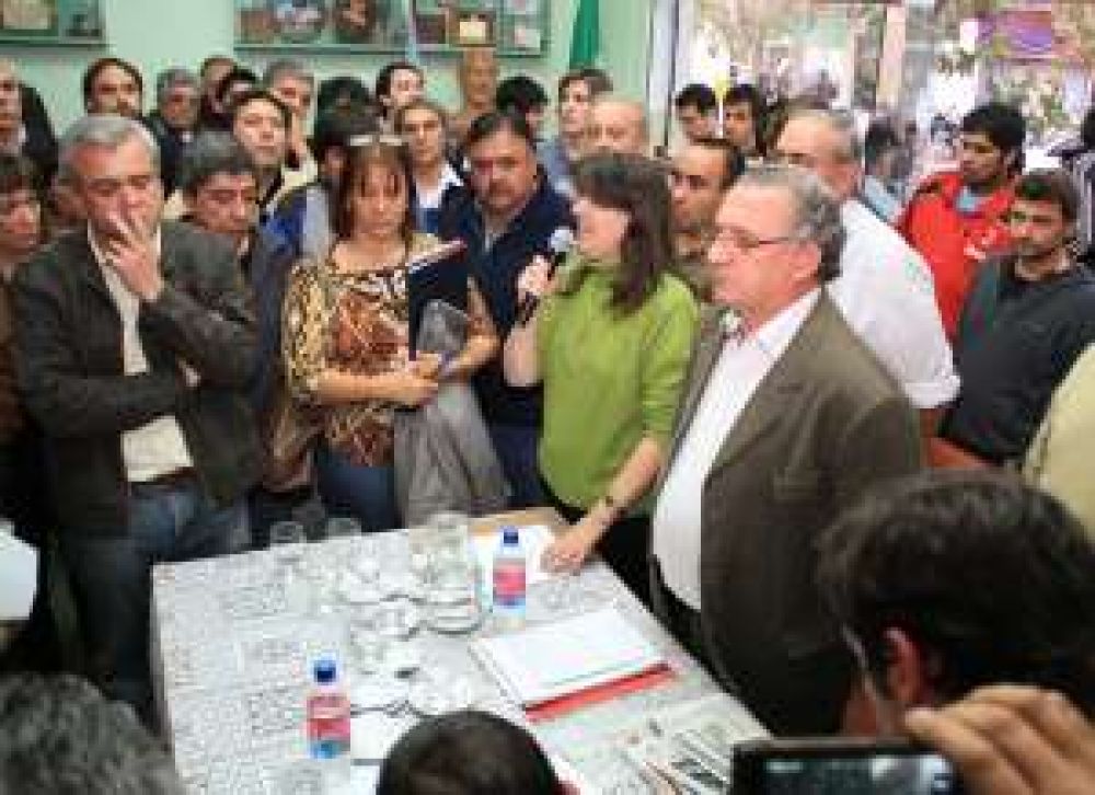 A �ltima hora el PB decidi� apurar el acuerdo con el PJ