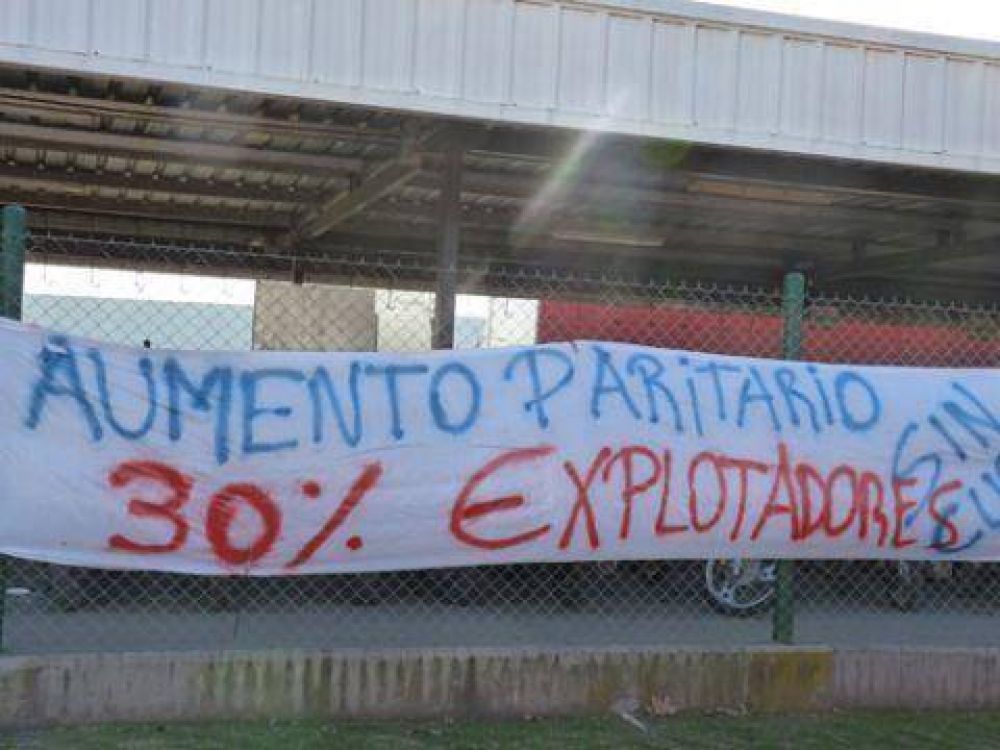 Sigue el conflicto salarial en BAGLEY