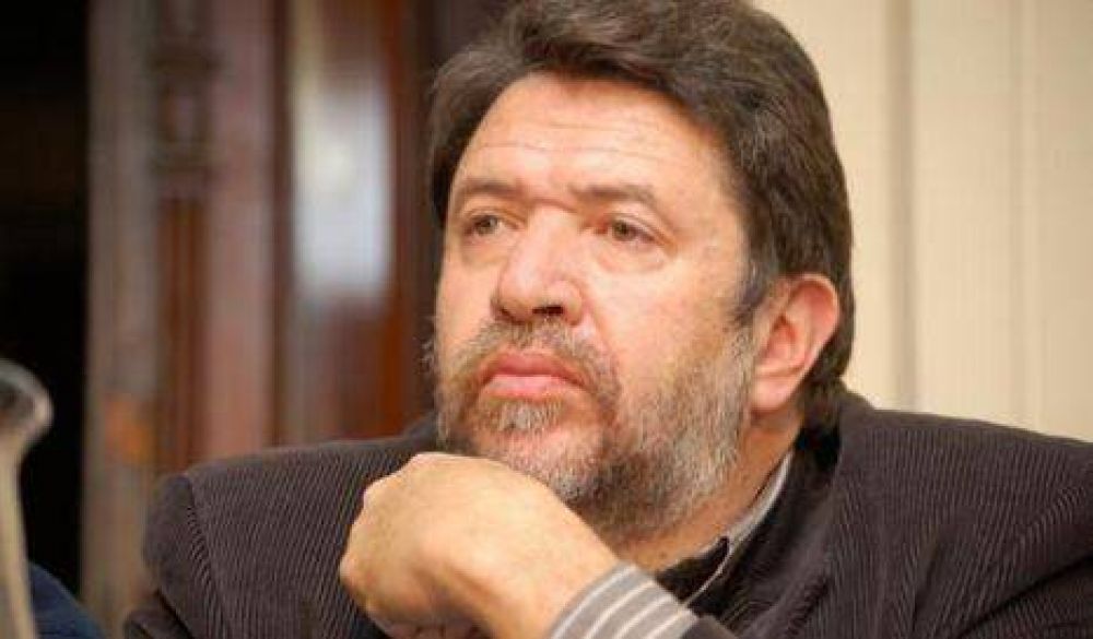"El acuerdo en Ciudad y Provincia destruy� el FAP"