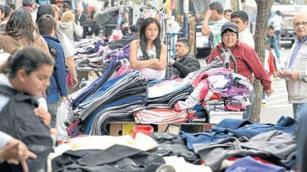 La venta ilegal en avenidas y calles subi� 38,22% en mayo