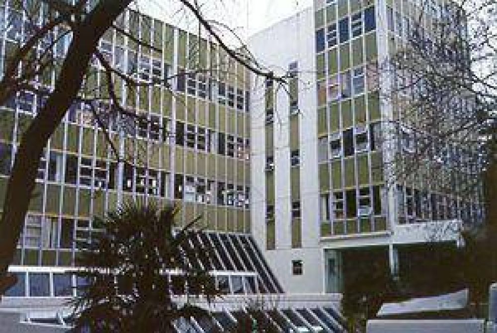 Reclamo al Consejo Superior por abusos a mujeres en el Complejo Universitario