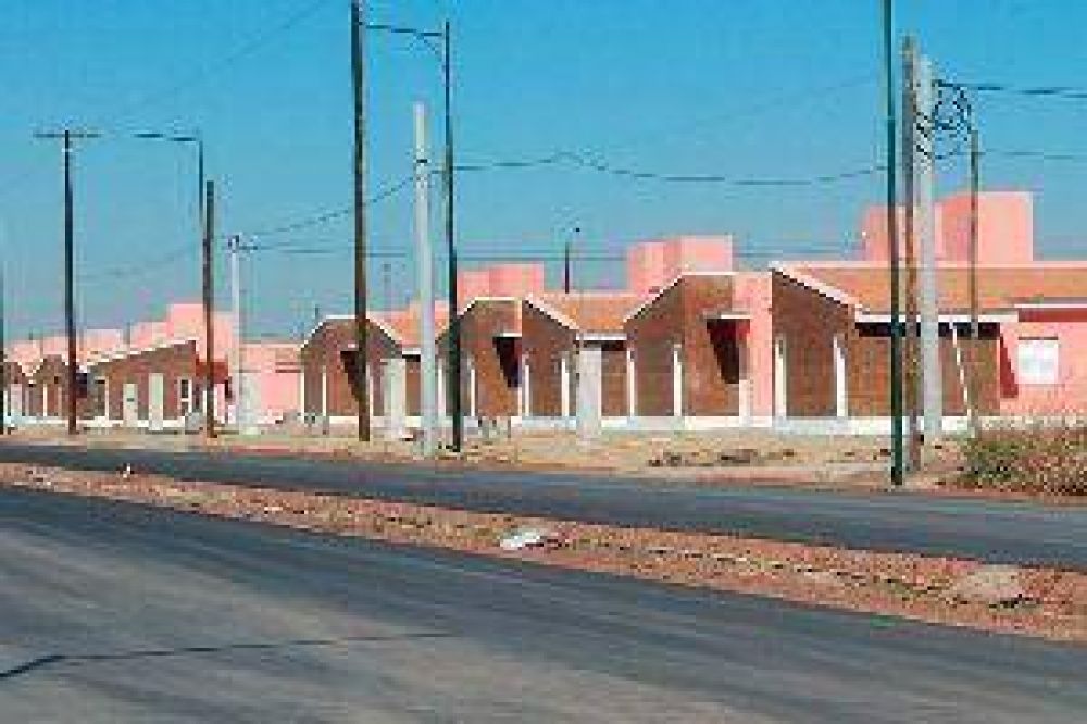 Zamora y De Vido inaugurar�n obras en Fr�as y entregar�n viviendas en Santiago