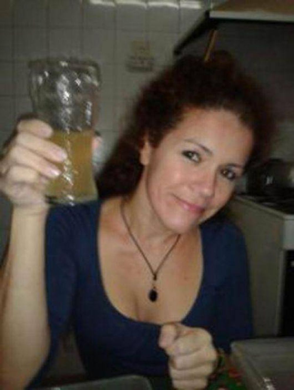 Elizabeth Ver�n recobr� el conocimiento y se comunica por se�as