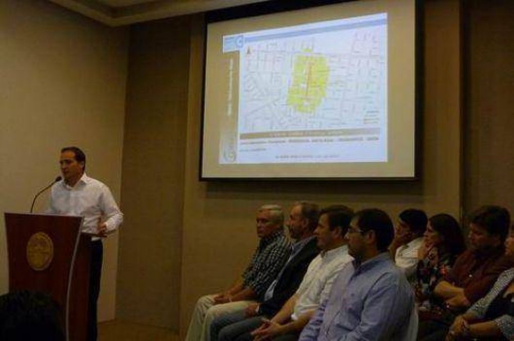 M�s calles pavimentadas para reducir distancias