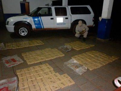 Secuestraron una tonelada de marihuana en Puerto Man�