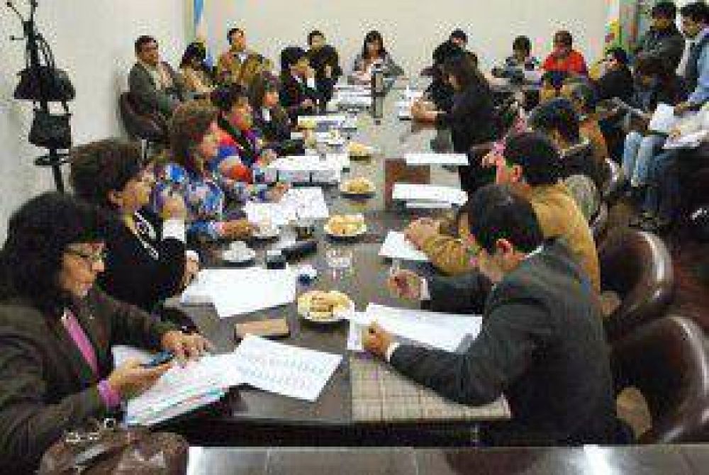 Cierre de boliches: la Comisi�n de Asuntos Sociales de la Legislatura se reuni� con Centros Vecinales para analizar el tema