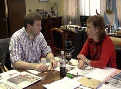 R�os inform� al Intendente de R�o Grande sobre los alcances de los anteproyectos de reforma