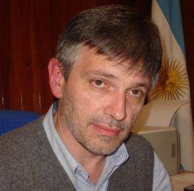 Jorge Pilar: S�lo un pueblo informado ejerce su ciudadan�a y la democracia