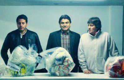 Entregaron materiales deportivos a 60 clubes de la Liga Municipal de F�tbol