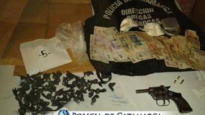 Secuestran coca�na, marihuana y armas de fuego en la zona norte