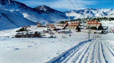 Los centros de esqu� esperan otra gran nevada para abrir