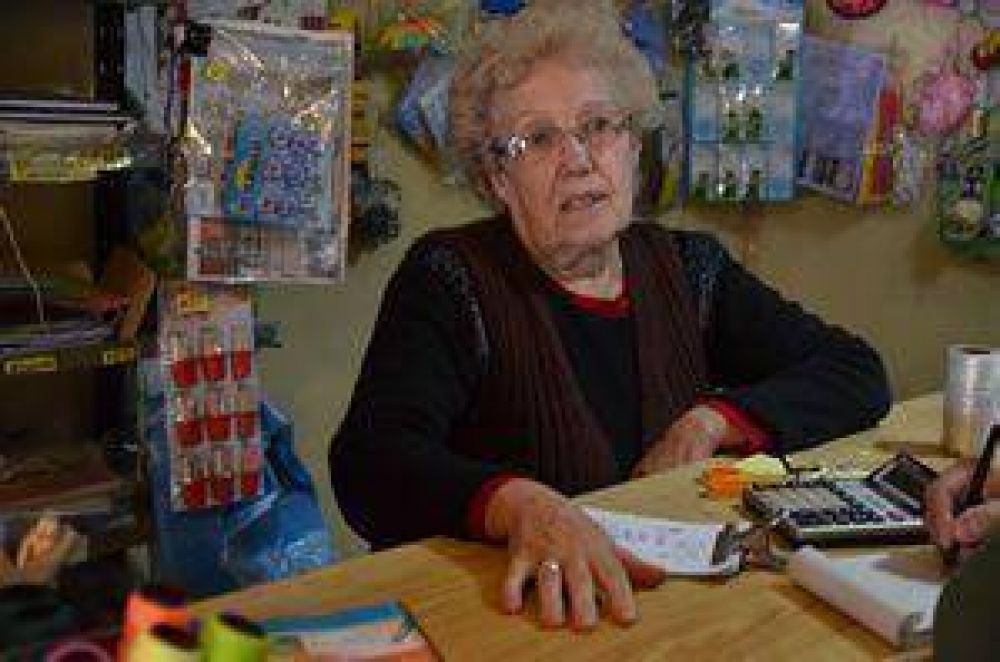 Una banda intent� asaltar a due�os de una librer�a