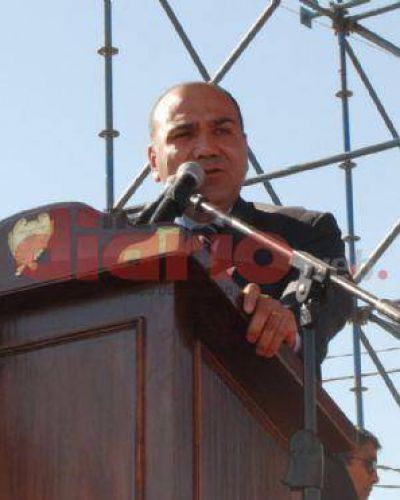 Manzur inst� a �llevar el proyecto adelante�