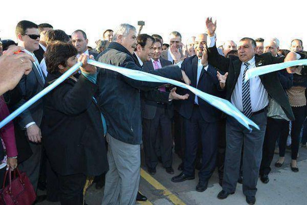 Zamora: "La ruta 3 es importante para el sector productivo y tur�stico"