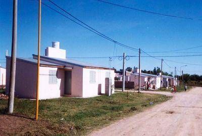 Confirman la construcci�n de cincuenta viviendas para docentes de la ciudad